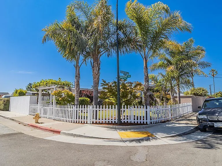 1855 Maxine Ave — Photo 13