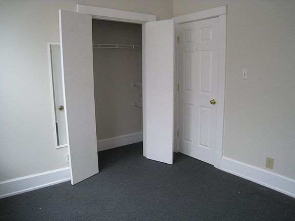 4th image of 251 Lexington Ave