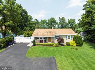 3662 Pricetown Rd, Fleetwood, PA 19522