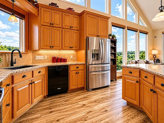 5th image of 350 Castle Harbour Dr