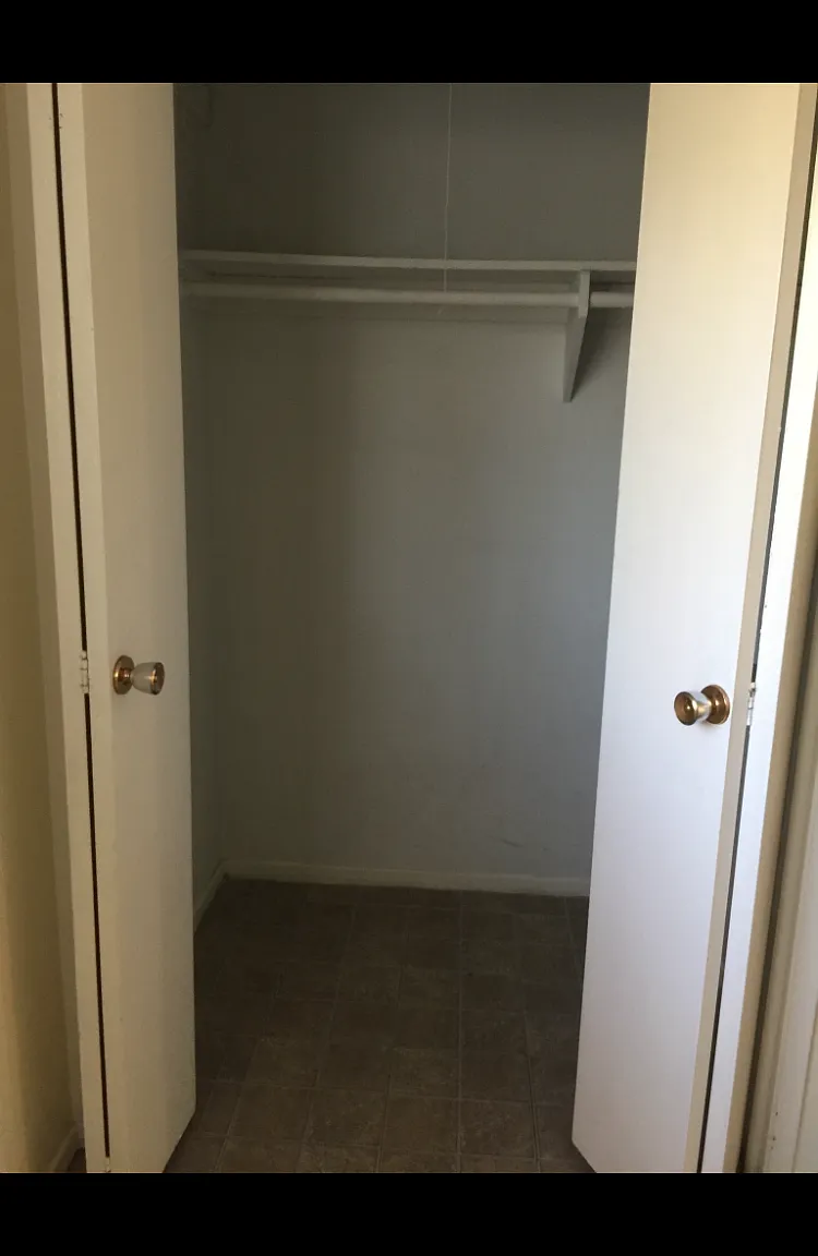 2 bed, 1.5 bath, 960 sqft, $2,600 — Photo 2