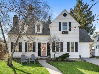 5910 N Kolmar Ave, Chicago, IL, 60646