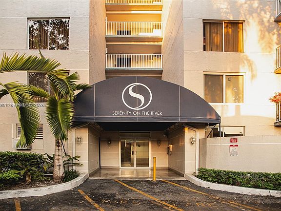 2nd image of 1740 NW North River Dr APT 614