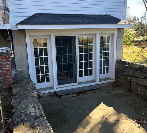 Great spot to relax at - most anytime of the year!