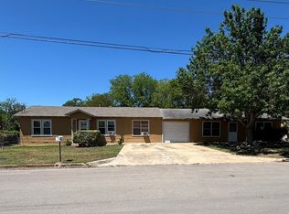 1055 / 1057 Dunlap Dr, New Braunfels, TX 78130