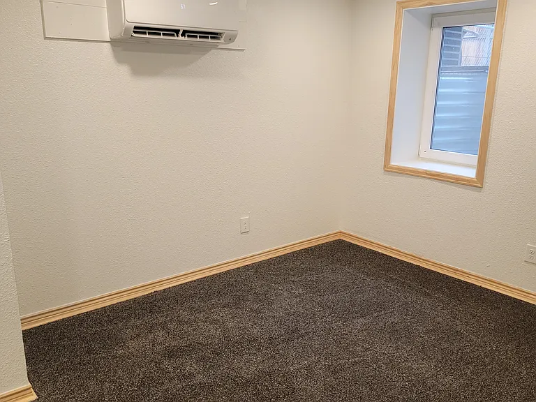 1409 E 22nd Ave #1B — Photo 5