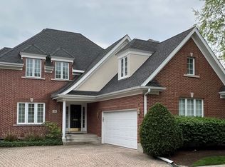 33 Windsor Dr, Elmhurst, IL 60126