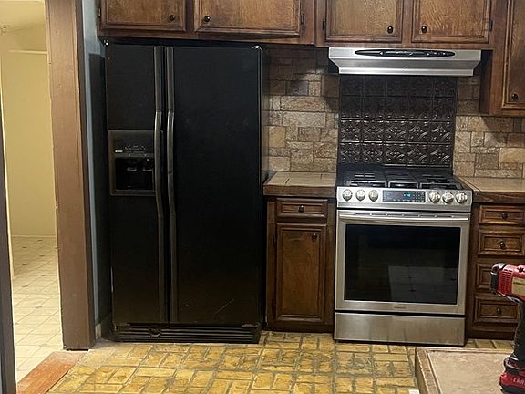 5th image of 900 Old Richton Rd