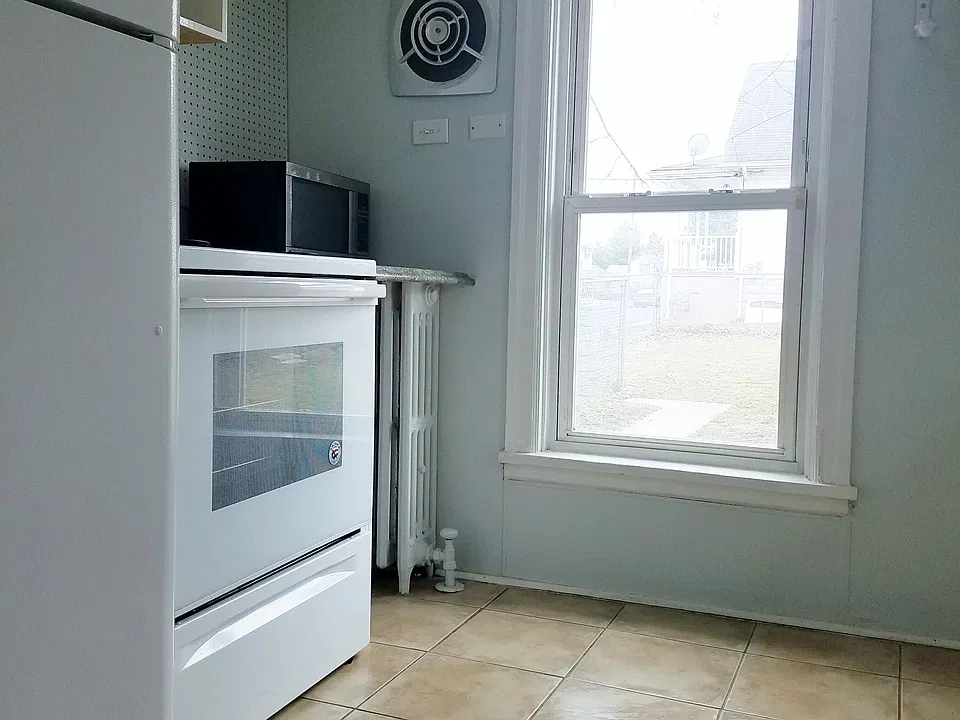 Kitchen (Unit A)