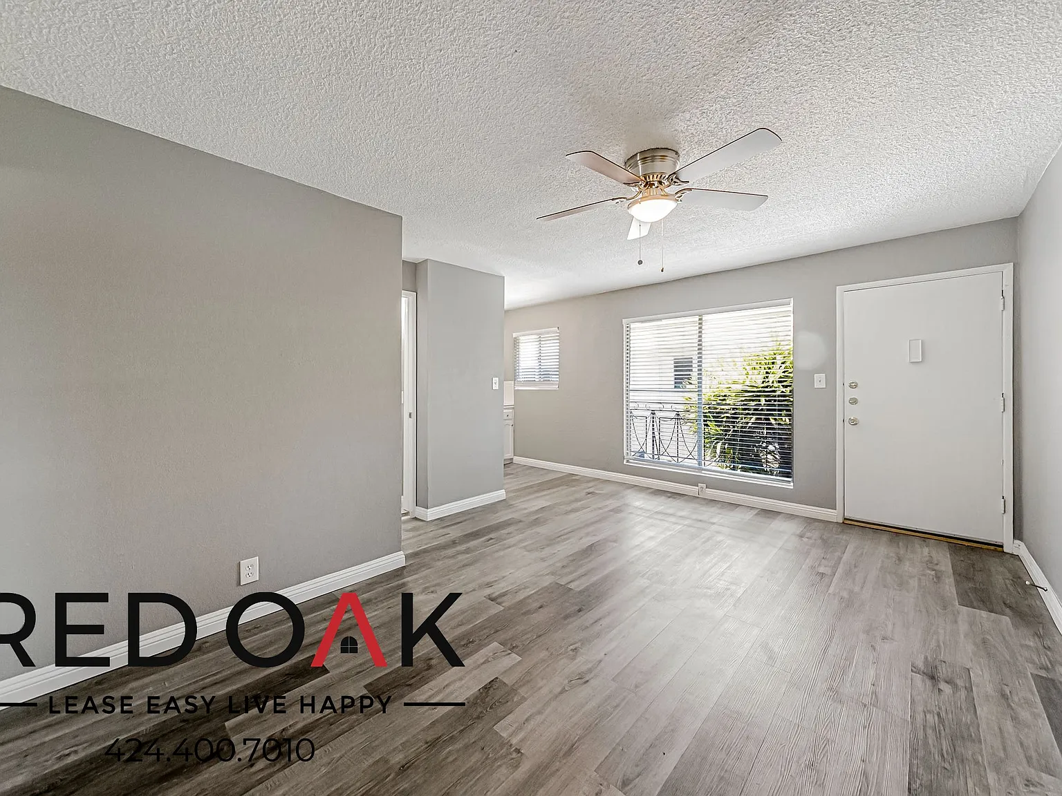 1036 Normandie Ave — Photo 2