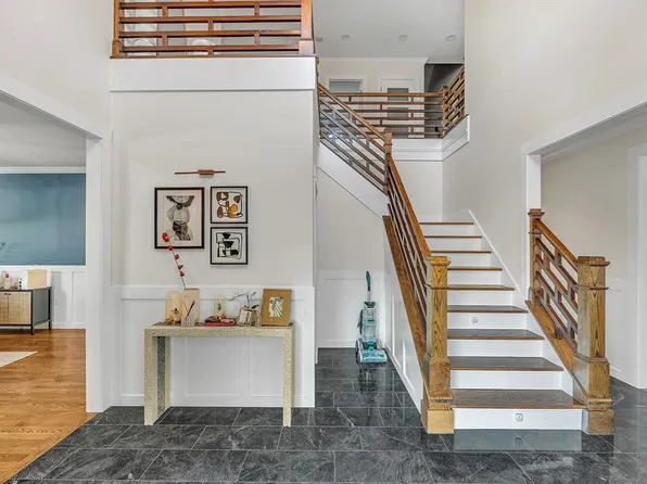 125 Union St, Natick, MA 01760