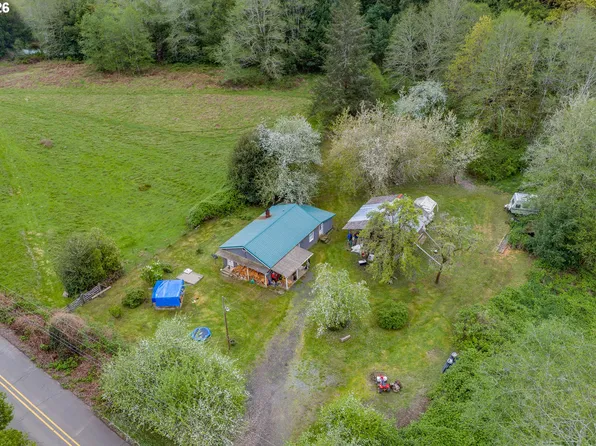 61565 Fairview Rd, Coquille, OR 97423