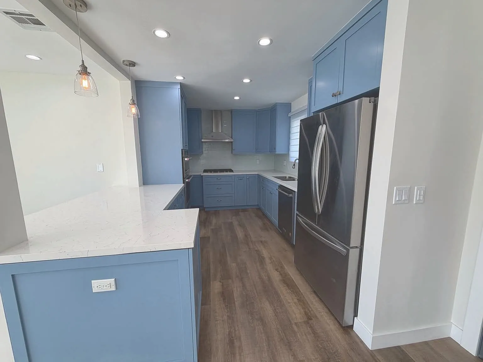 3 bed, 1180 sqft, $4,000 — Photo 2
