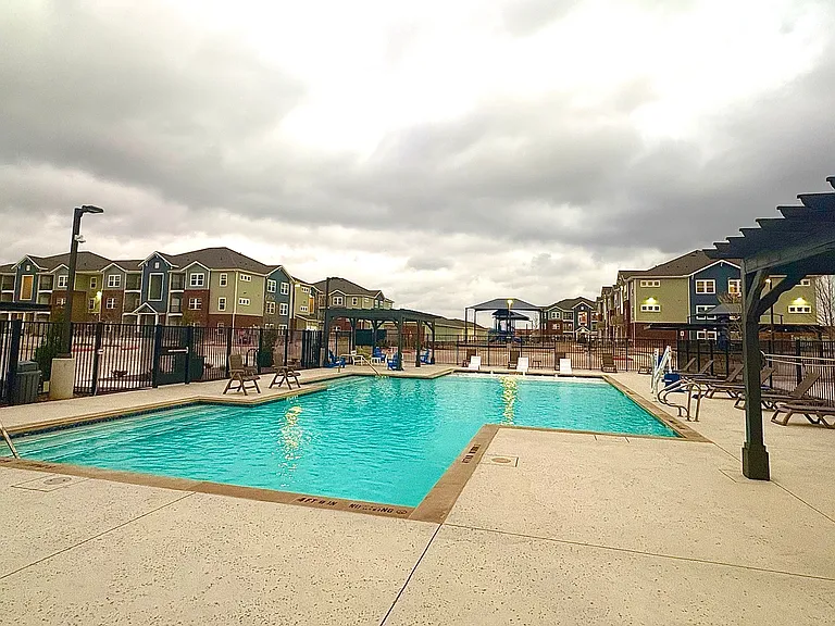 Mill Stream Apartment Homes — Photo 10