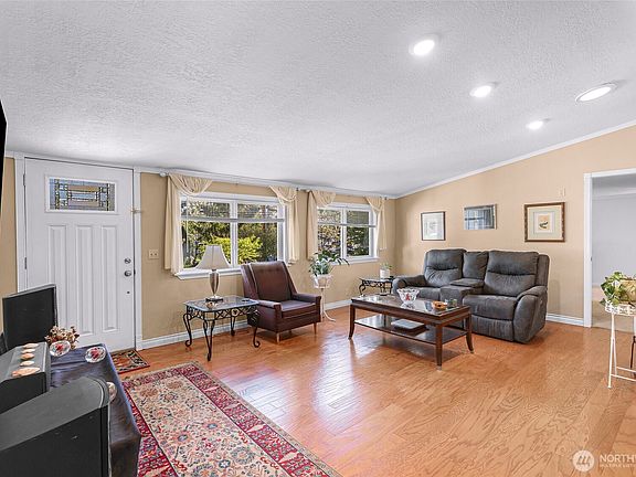 4th image of 8633 Harbor Drive