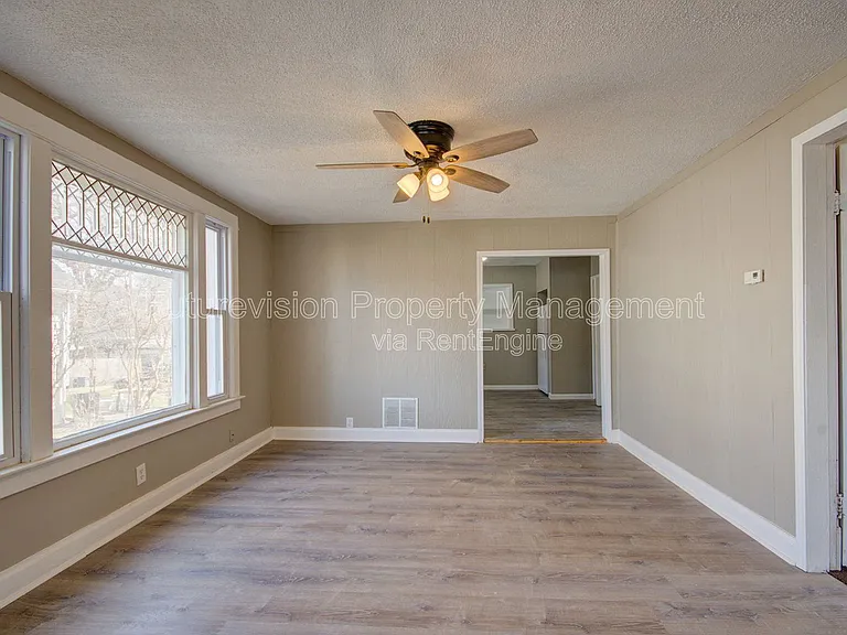 920 Jasper St #1 — Photo 5