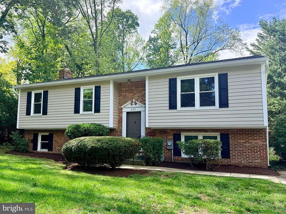 1st image of 424 Halsey Rd