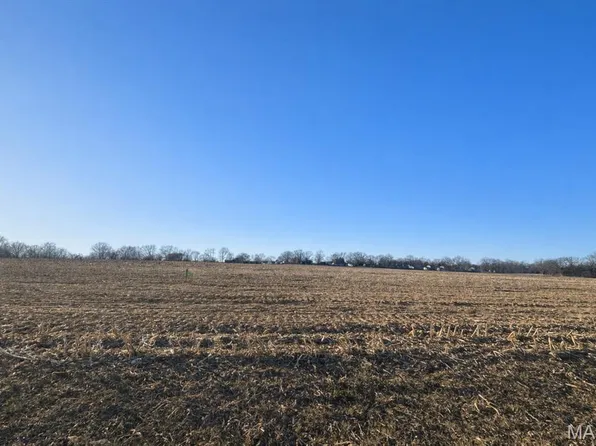 2285 Staunton Rd, Troy, IL 62294
