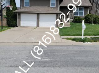 10319 N Main St, Kansas City, MO 64155