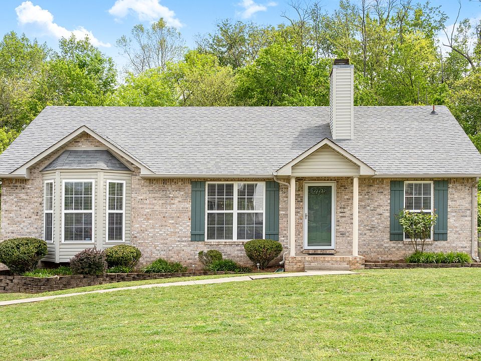1st image of 381 Brook Mead Dr