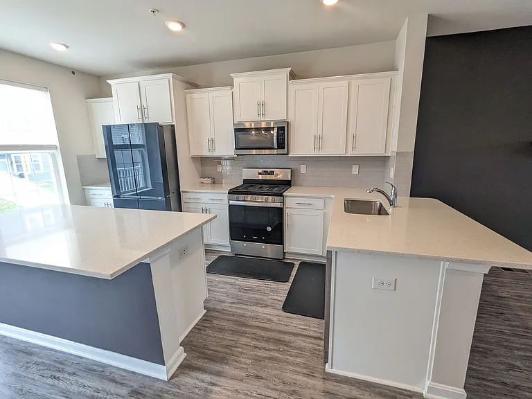 5143 Constitution St — Photo 23