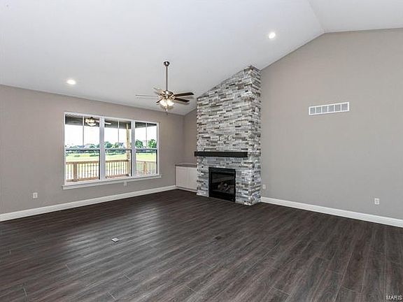 5th image of 115 Stonebridge Estates Ct