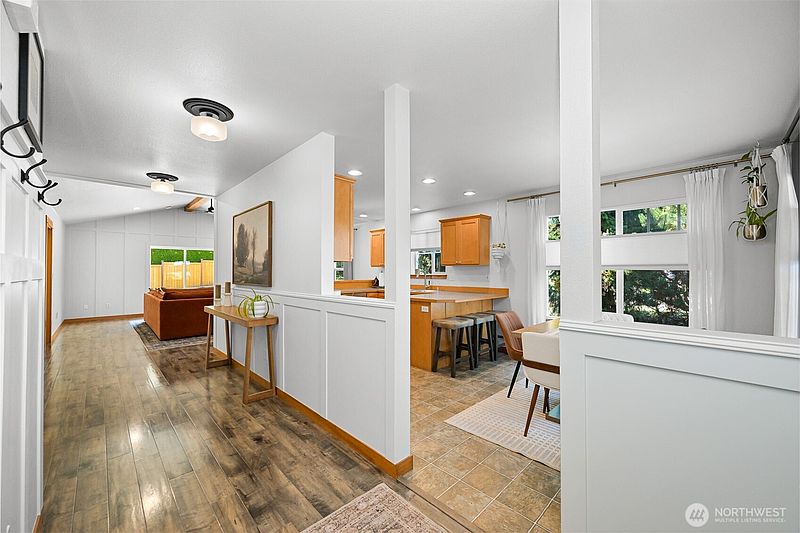 2nd image of 2175 Willow Street