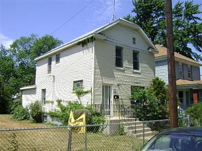 2nd image of 5618 Alice St