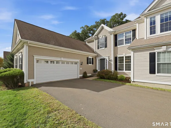 82 Barkledge Drive #82, Newington, CT 06111