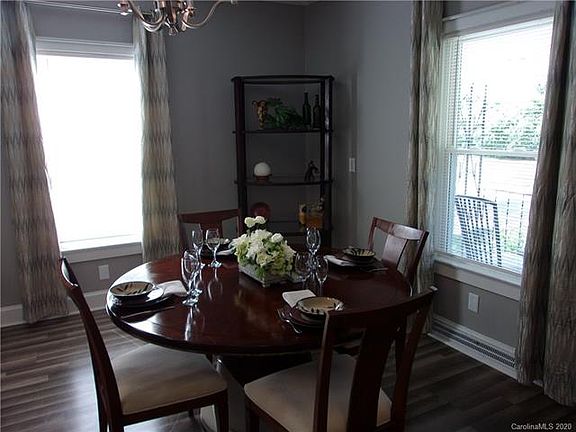 3rd image of 312 Charles St