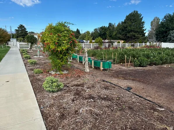 367 E Pheasant View Dr, Draper, UT 84020