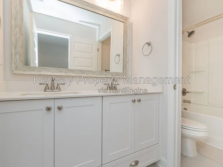 319 Sumac Trl — Photo 21