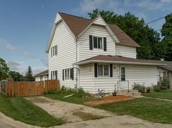 305 1st Ave NW, Byron, MN 55920