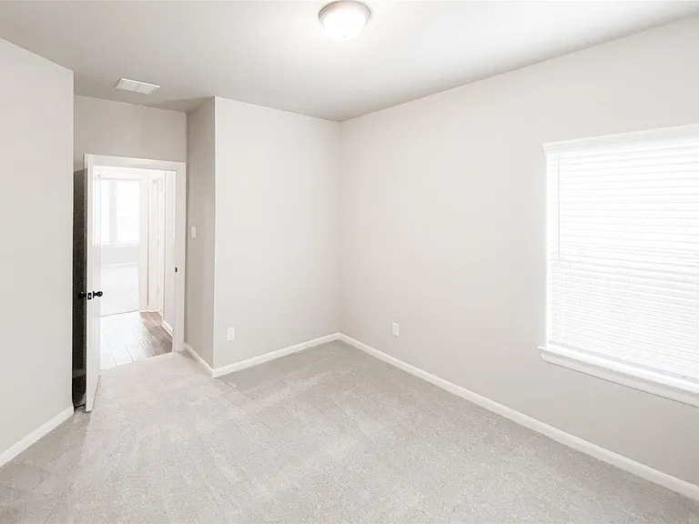 2514 Chestnut Oak Cir — Photo 16