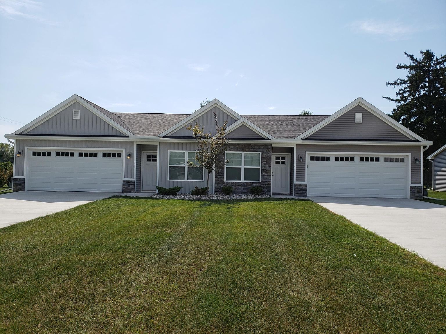 1019 Firecreek Ct, Temperance, MI 48182 Zillow