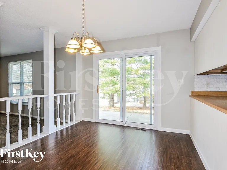 37 Westbrook Dr — Photo 5