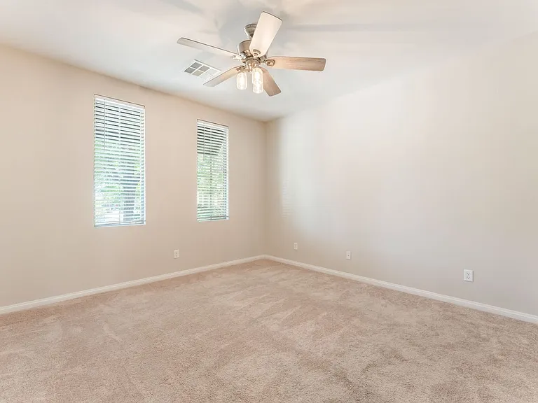 9440 Highview Rock Ct — Photo 10