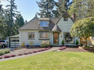 9806 NE Campaign St, Portland, OR