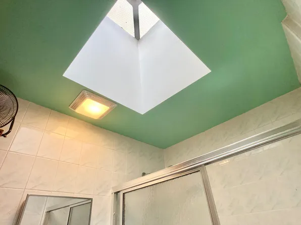 752 54th Street image 8 of 11