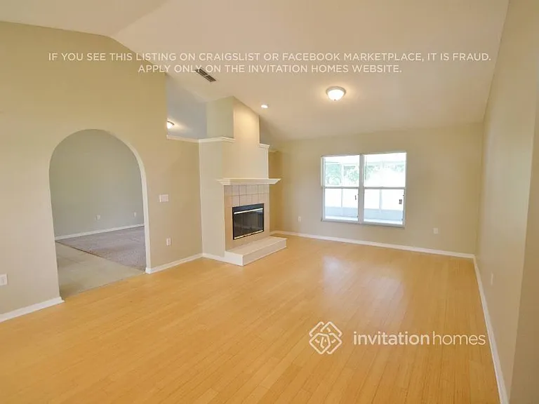 3875 Blackberry Cir — Photo 2