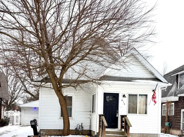 610 E Maple Ave, La Porte, IN 46350