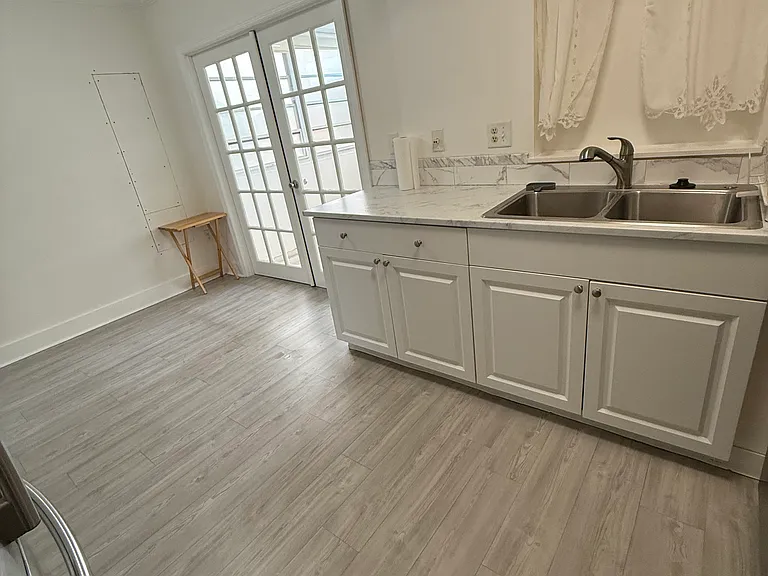 1458 Tamiami Trl #T7 — Photo 23