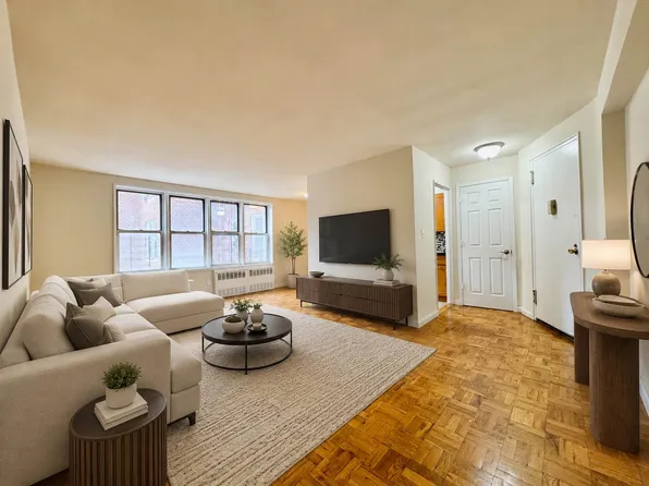 14202 84th Dr APT 1F, Jamaica, NY 11435
