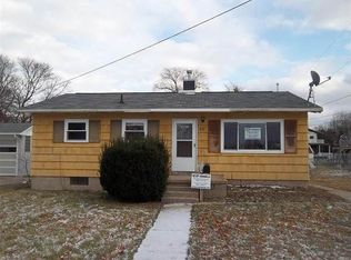 611 Cuyler St, Cheboygan, MI 49721