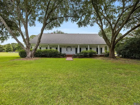 23316 Elberta Ln, Zachary, LA 70791