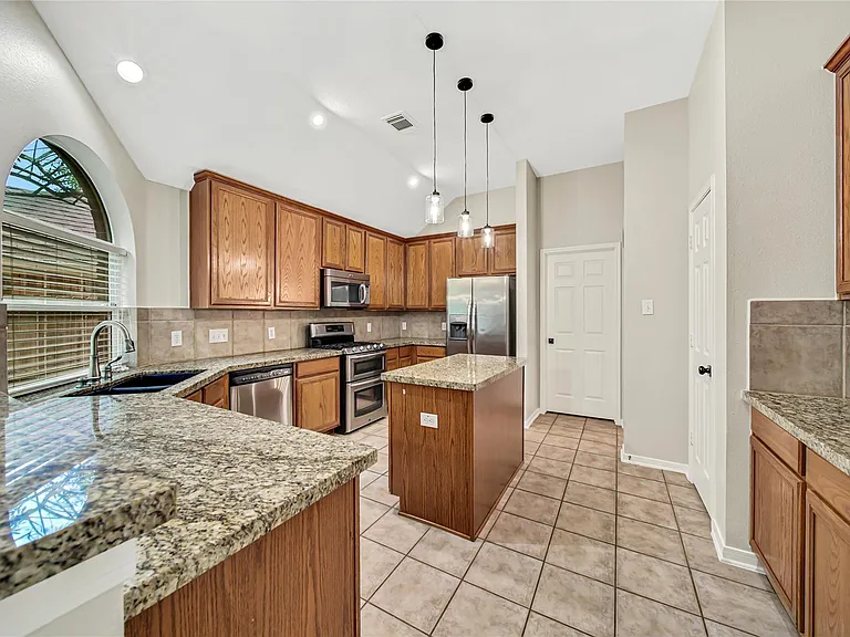 14526 Red Tailed Hawk Ln — Photo 13