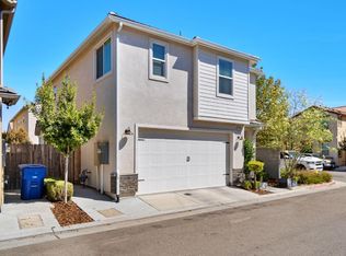 3779 Friendship Ln, Clovis, CA 93619