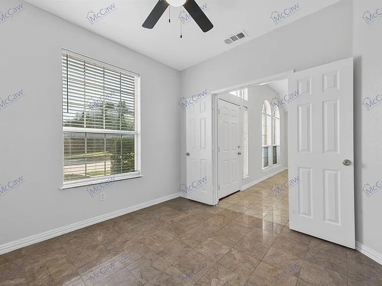 1403 Marblecrest Dr — Photo 17