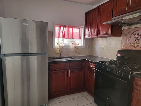 2nd image of 310 Beach 70th St Floor 1