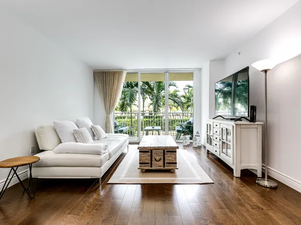99 SE Mizner Boulevard #724, Boca Raton, FL 33432